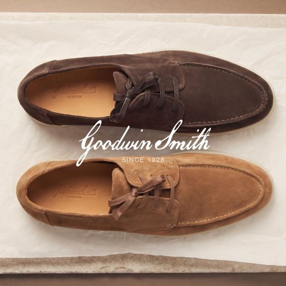 Static ad for a footwear brand